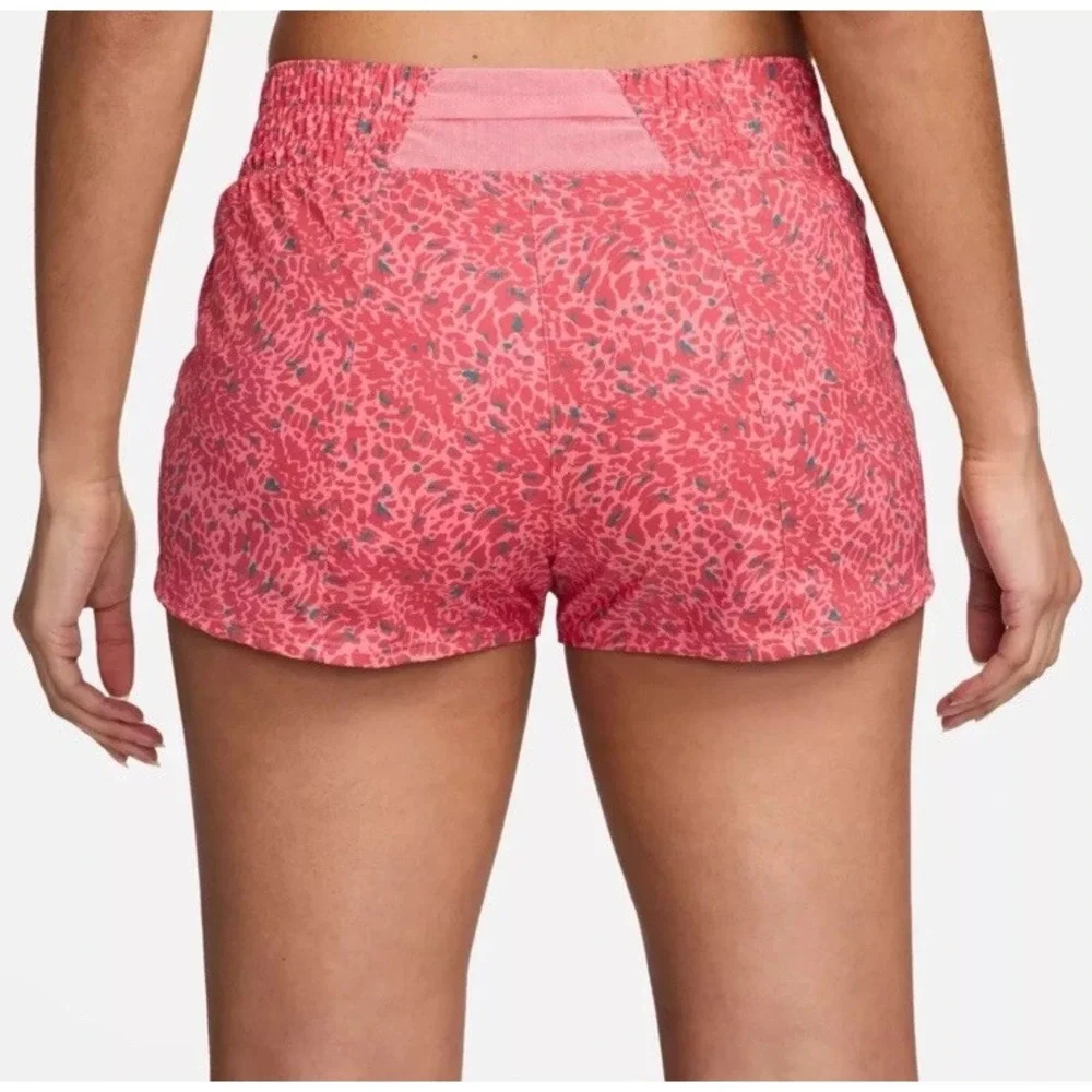 NWT Nike One DriFit Mid Rise 3" Size Small Womens Desert Coral Pink Lined Shorts - Picture 3 of 6